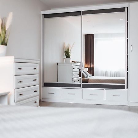 Luxury Apartments In City Center, Siauliai Esterno foto