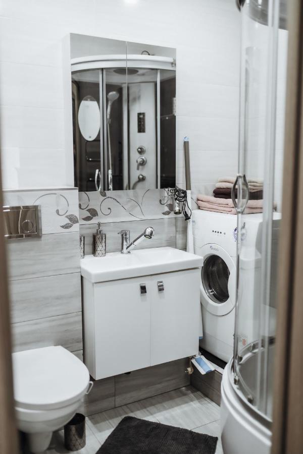 Luxury Apartments In City Center, Siauliai Esterno foto