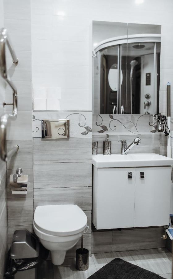 Luxury Apartments In City Center, Siauliai Esterno foto